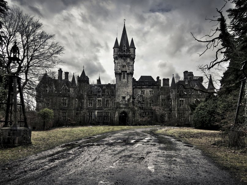 299211__spooky-looking-mansion_p